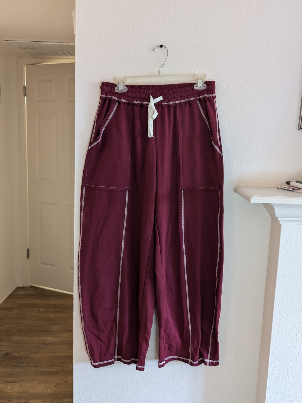 SHEIN Burgundy Jogger Pants with White Contrast Trim